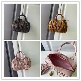 Picture of Miu Miu Handbags _SKUfw184962972fw